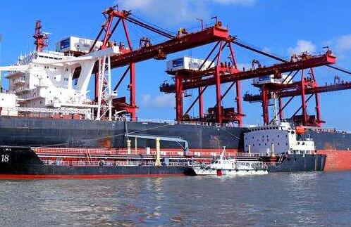 中华人民共和国海港管理暂行条例