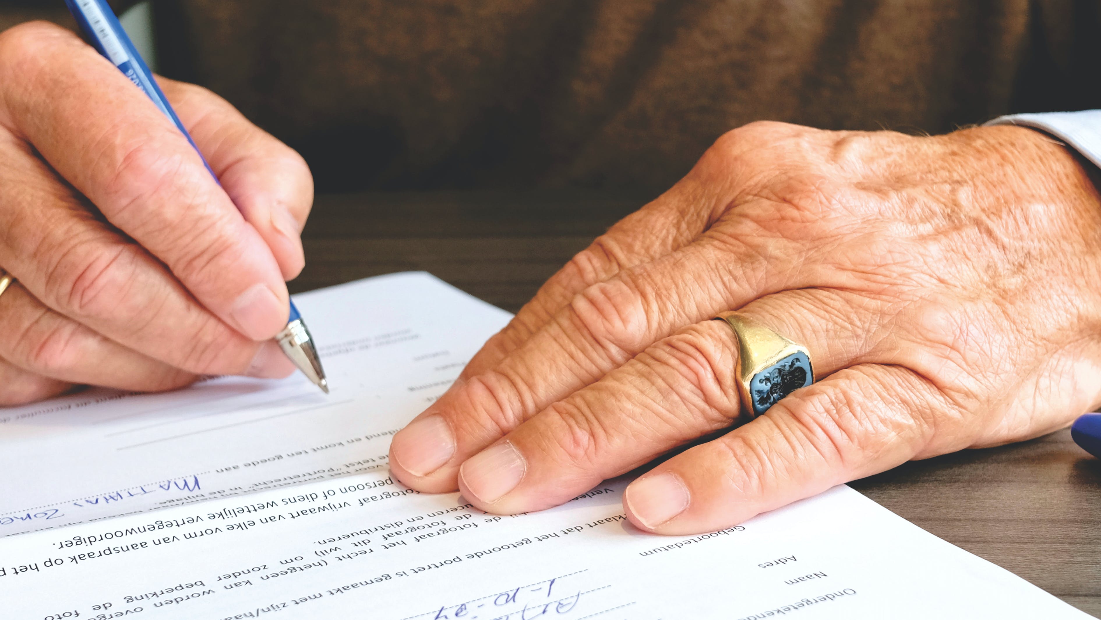 离婚协议欠条格式内容有哪些要求
