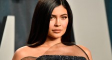 金小妹Kylie Jenner被产品制造商起诉 称涉嫌透露商业机密