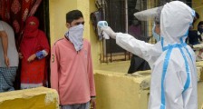 印度82岁老人感染新冠病毒 被4个儿子扔在井边