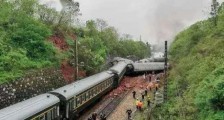 郴州火车脱轨事故原因初步查明 失职引发重大安全事故怎么处罚?