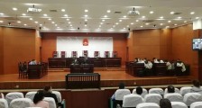 杭州19人因套路贷受审：涉两起案件 将择期宣判