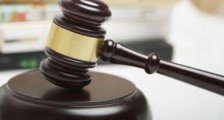 2021起诉欠款人到哪里的法院?欠款纠纷起诉需要哪些材料?