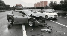 车祸造成人员伤亡能不能和解?交通造成人员伤亡判几年?
